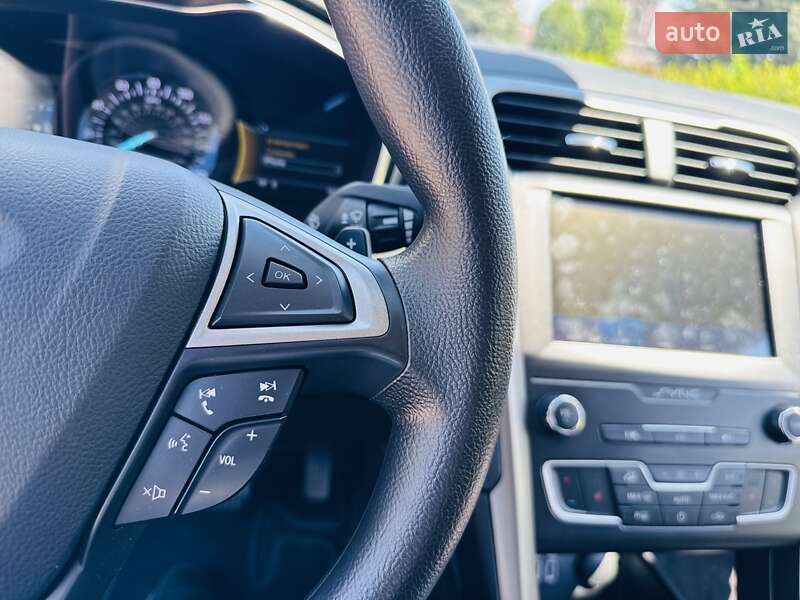 Седан Ford Fusion 2020 в Днепре