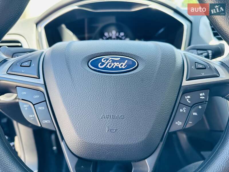 Седан Ford Fusion 2020 в Днепре