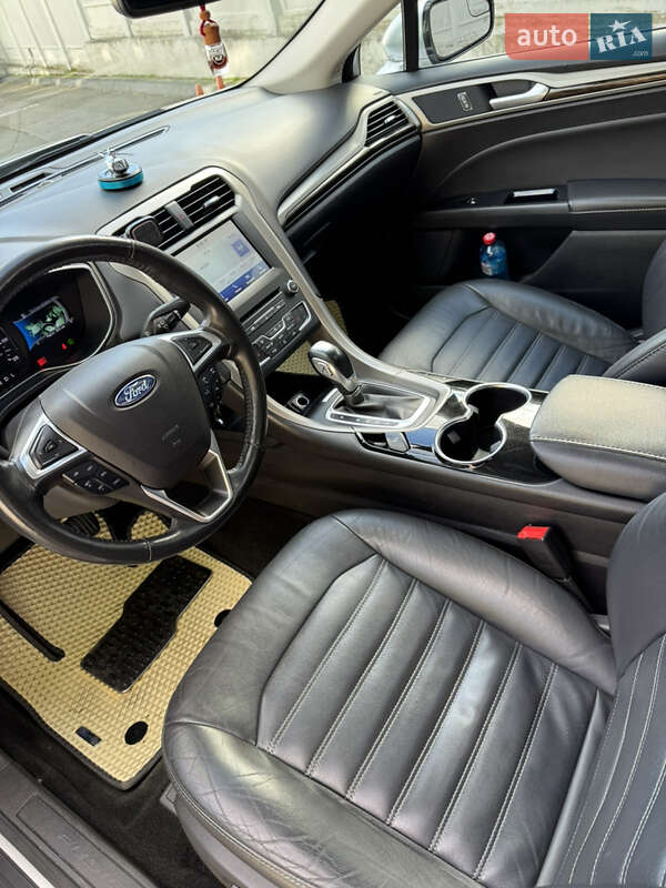 Седан Ford Fusion 2016 в Києві
