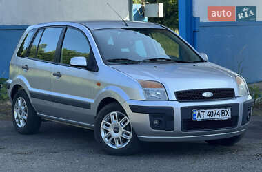 Хэтчбек Ford Fusion 2006 в 