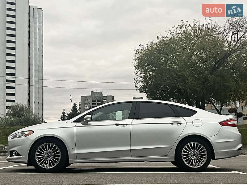 Седан Ford Fusion 2012 в Києві