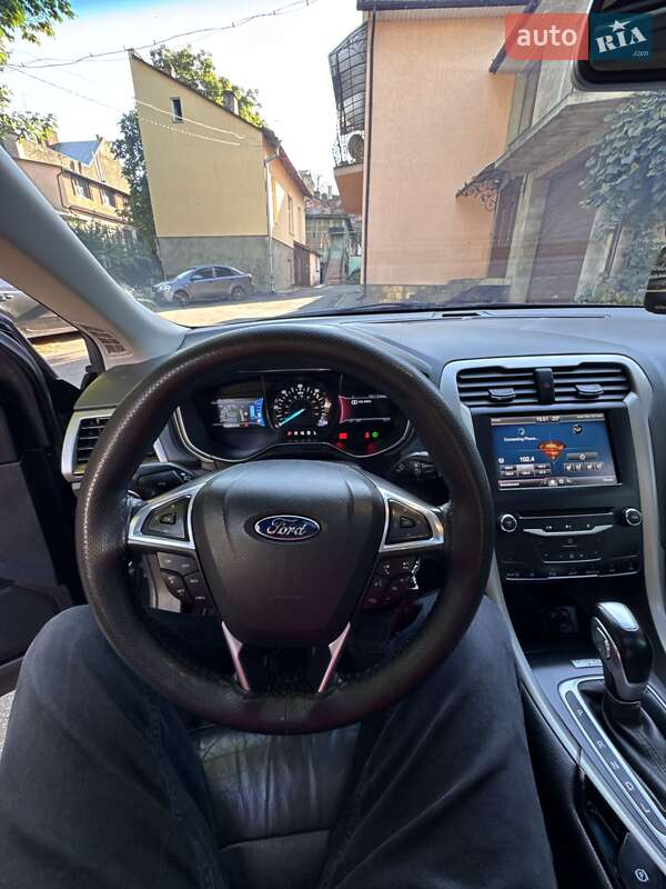 Седан Ford Fusion 2013 в Чернівцях фото 12 Седан Ford Fusion 2013 в Чернівцях
