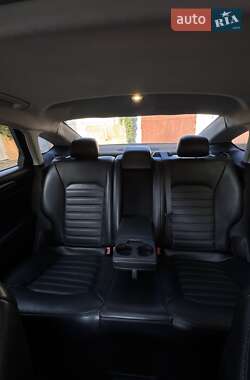 Седан Ford Fusion 2013 в Черновцах