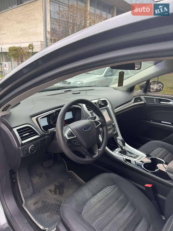 Седан Ford Fusion 2015 в Киеве