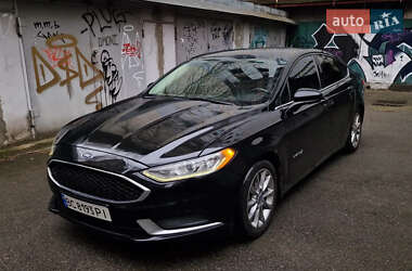 Седан Ford Fusion 2016 в Львові