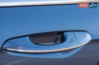 Седан Ford Fusion 2018 в 