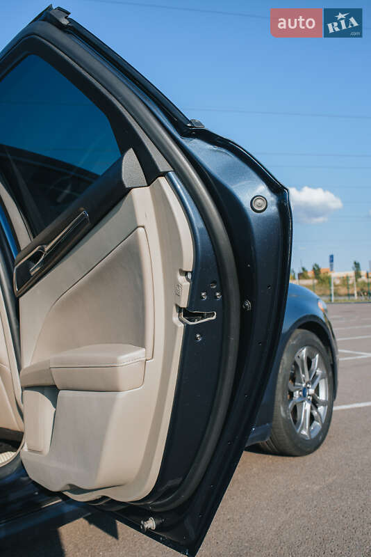 Седан Ford Fusion 2018 в Рівному