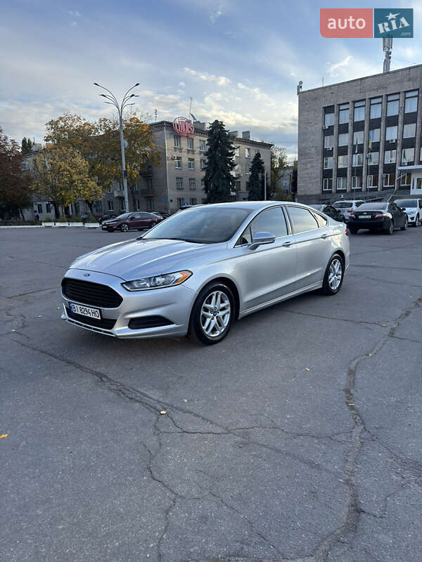 Седан Ford Fusion 2016 в Кременчуці фото Седан Ford Fusion 2016 в Кременчуці
