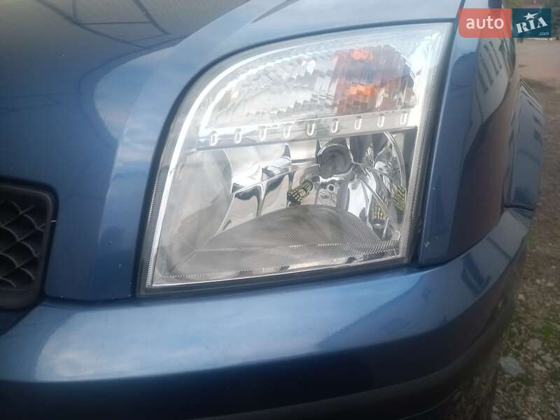 Хэтчбек Ford Fusion 2005 в Киеве