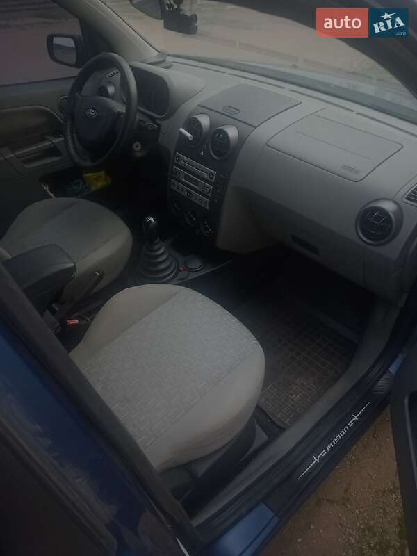 Хэтчбек Ford Fusion 2005 в Киеве