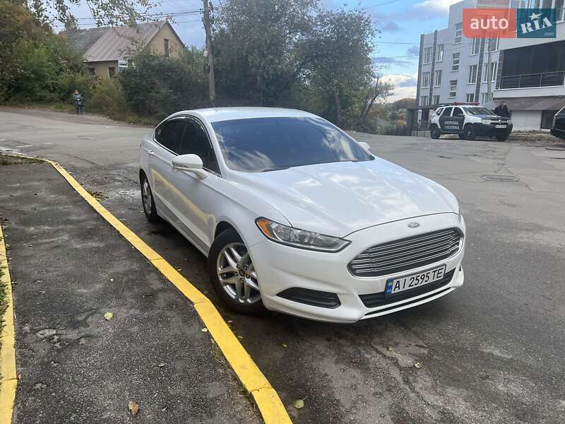 Седан Ford Fusion 2013 в Киеве