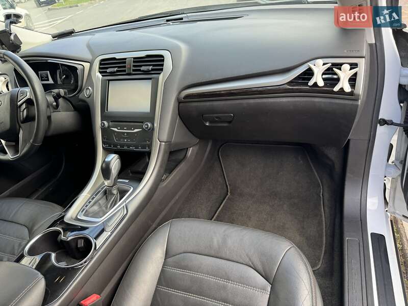 Седан Ford Fusion 2013 в Києві фото 13 Седан Ford Fusion 2013 в Києві