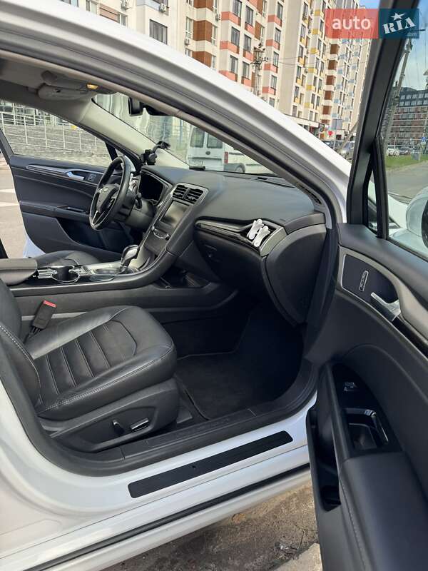 Седан Ford Fusion 2013 в Києві фото 21 Седан Ford Fusion 2013 в Києві