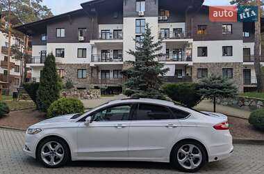 Седан Ford Fusion 2014 в 