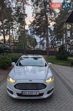 Седан Ford Fusion 2014 в 