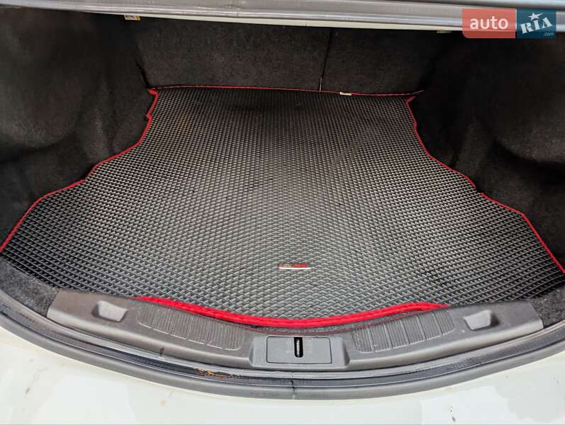 Седан Ford Fusion 2014 в Киеве фото 24 Седан Ford Fusion 2014 в Киеве