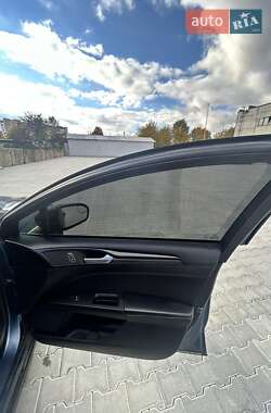 Седан Ford Fusion 2018 в  фото 9 Седан Ford Fusion 2018 в