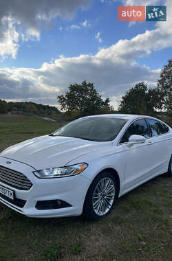 Седан Ford Fusion 2014 в Яворове