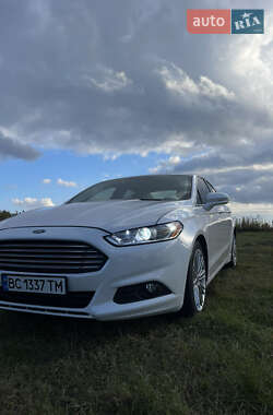 Седан Ford Fusion 2014 в Яворове