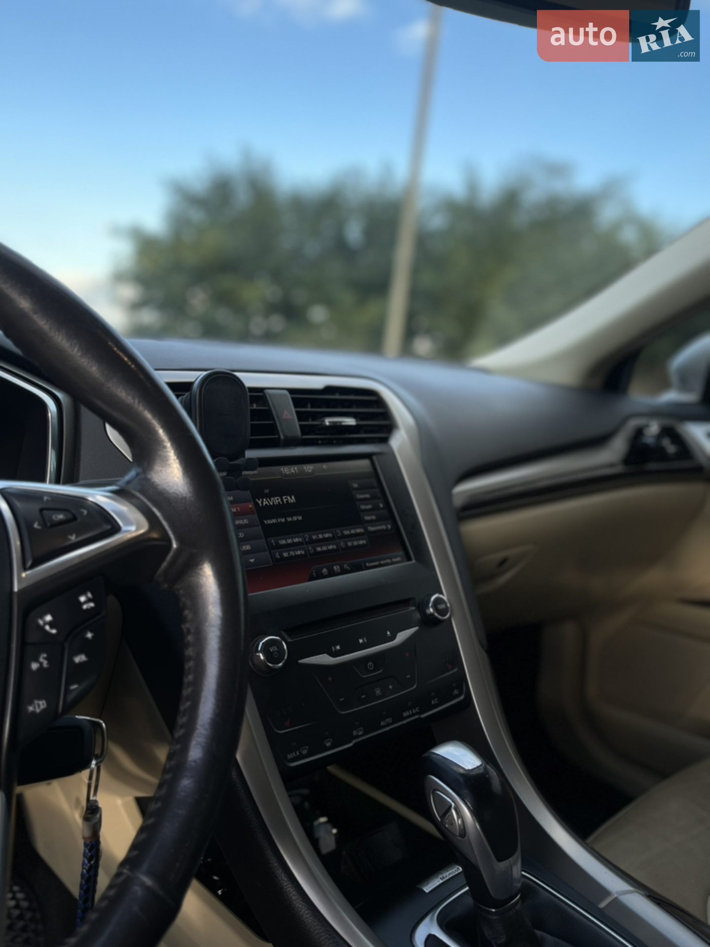 2014 Ford Fusion - мініатюра 20