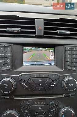 Седан Ford Fusion 2017 в 