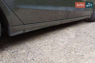 Седан Ford Fusion 2017 в 