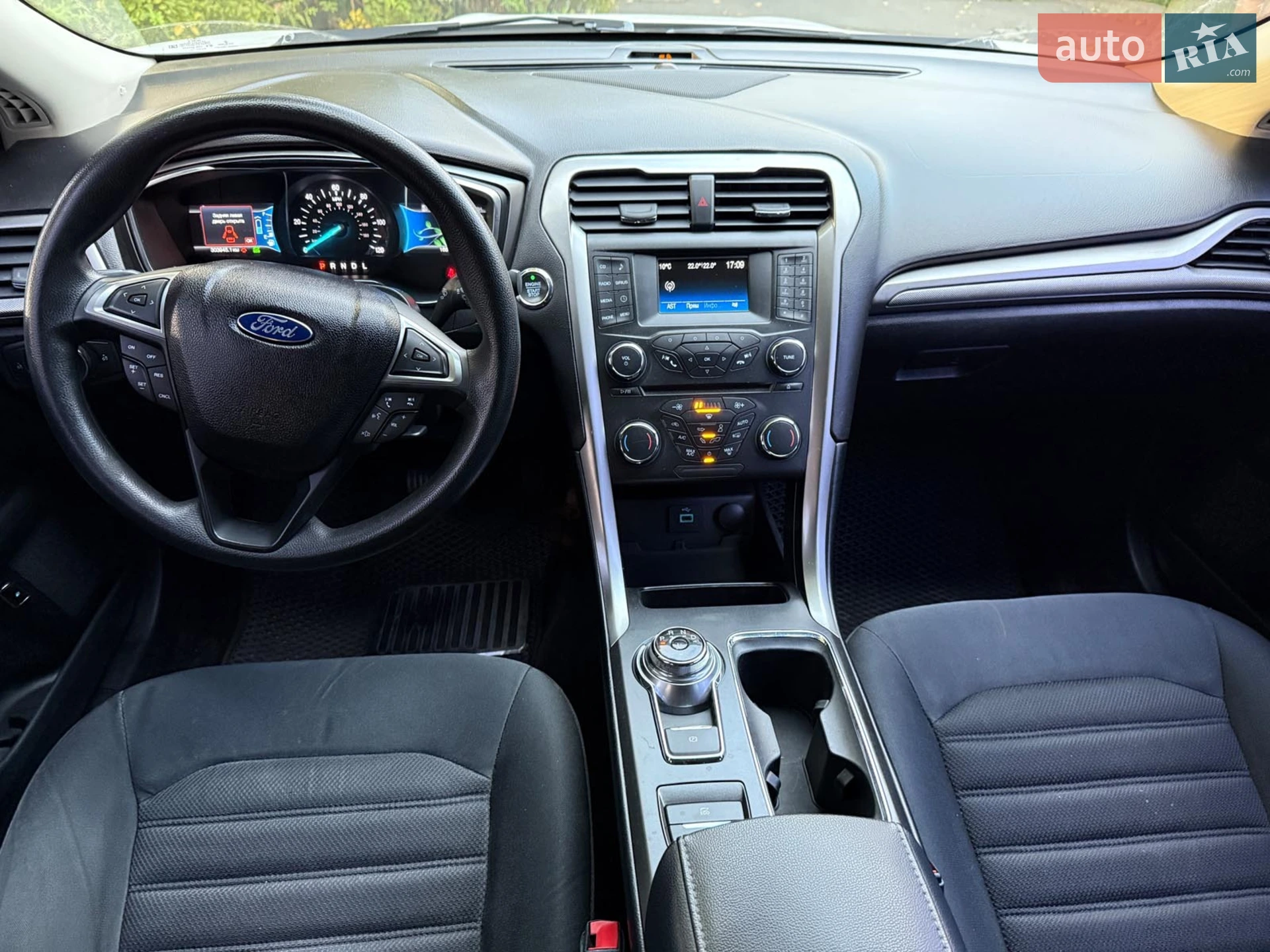 2017 Ford Fusion - мініатюра 18