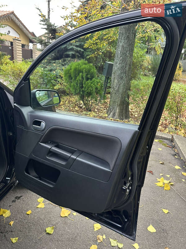 Хетчбек Ford Fusion 2011 в Києві фото 18 Хетчбек Ford Fusion 2011 в Києві