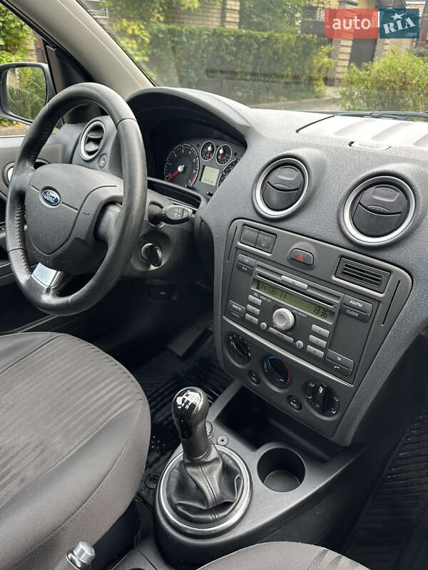 Хетчбек Ford Fusion 2011 в Києві фото 23 Хетчбек Ford Fusion 2011 в Києві