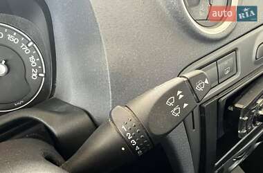 Хэтчбек Ford Fusion 2011 в 