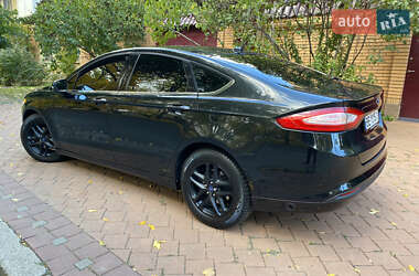 Седан Ford Fusion 2014 в 