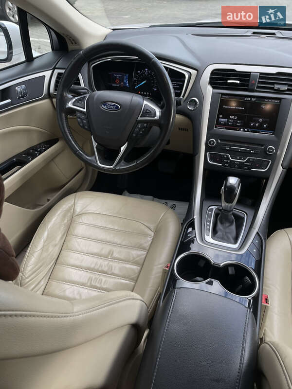 Седан Ford Fusion 2015 в Одессе