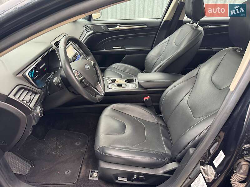 Седан Ford Fusion 2019 в Киеве