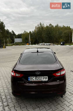 Седан Ford Fusion 2013 в Жовкві