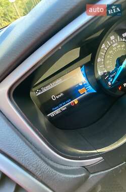 Седан Ford Fusion 2015 в 