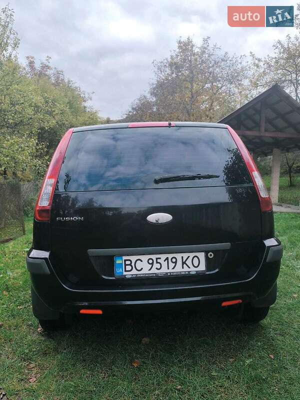 Хетчбек Ford Fusion 2008 в Добромилі