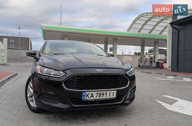 Седан Ford Fusion 2015 в Киеве