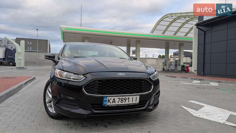 Седан Ford Fusion 2015 в Киеве