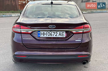 Седан Ford Fusion 2018 в Южном