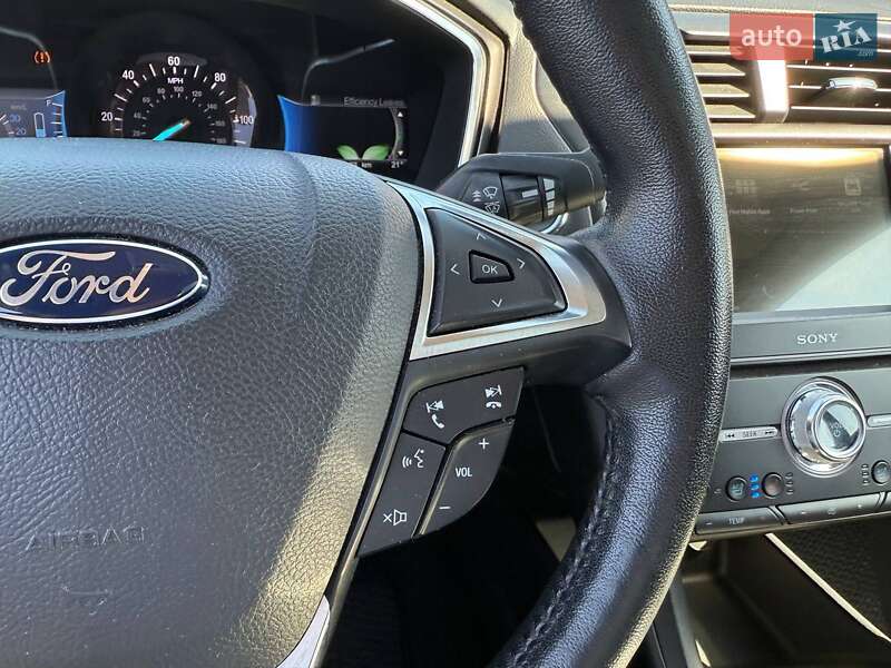Седан Ford Fusion 2017 в Киеве фото 25 Седан Ford Fusion 2017 в Киеве