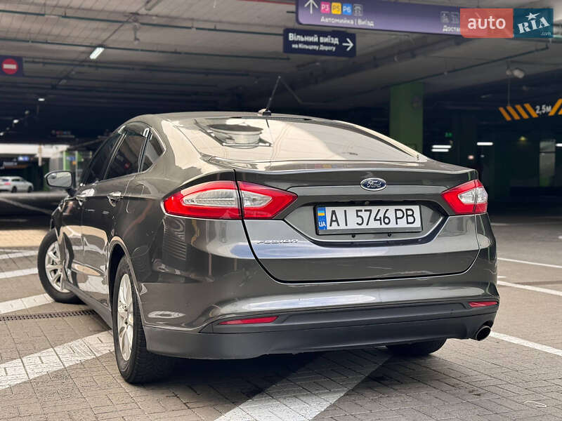 Седан Ford Fusion 2016 в Киеве