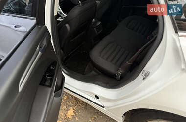 Седан Ford Fusion 2013 в  фото 16 Седан Ford Fusion 2013 в