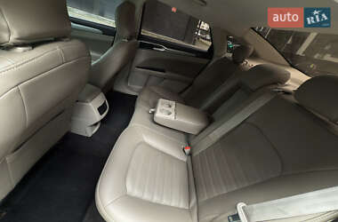 Седан Ford Fusion 2019 в 