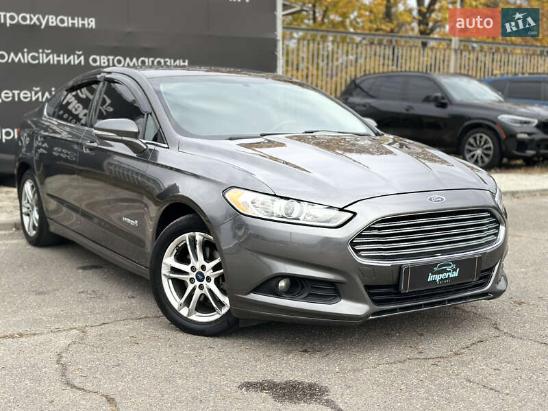 Ford Fusion 2015