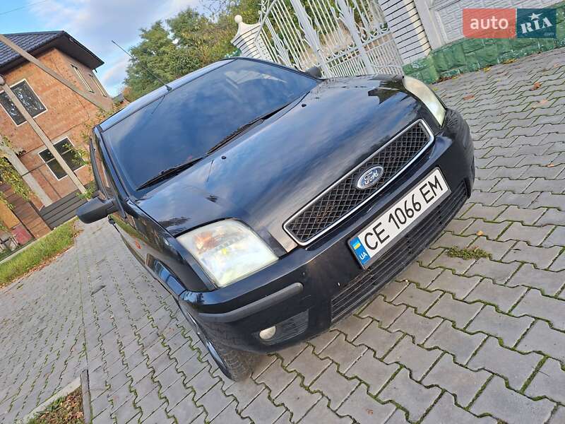 Хетчбек Ford Fusion 2004 в Чернівцях