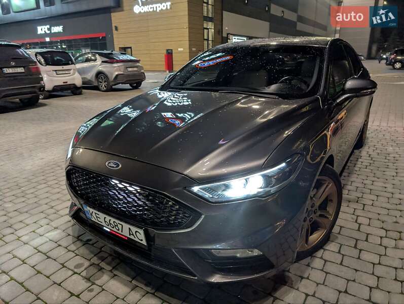 Седан Ford Fusion 2017 в Ивано-Франковске