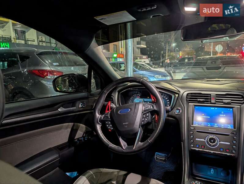 Седан Ford Fusion 2017 в Ивано-Франковске