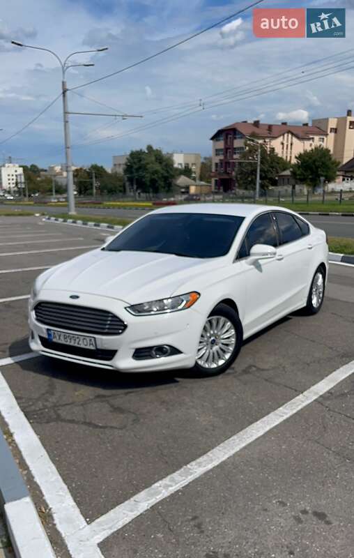 Ford Fusion 2014