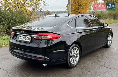 Седан Ford Fusion 2017 в 