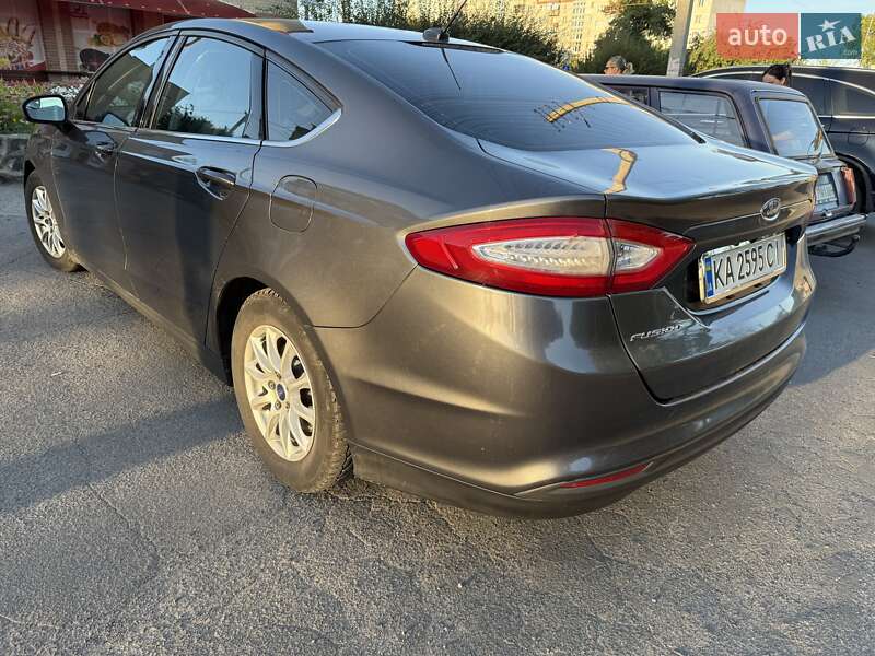 Седан Ford Fusion 2015 в Смеле фото 3 Седан Ford Fusion 2015 в Смеле